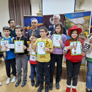 S-a încheiat competiția de șah dedicată copiilor, la Conacul Golescu-Grant